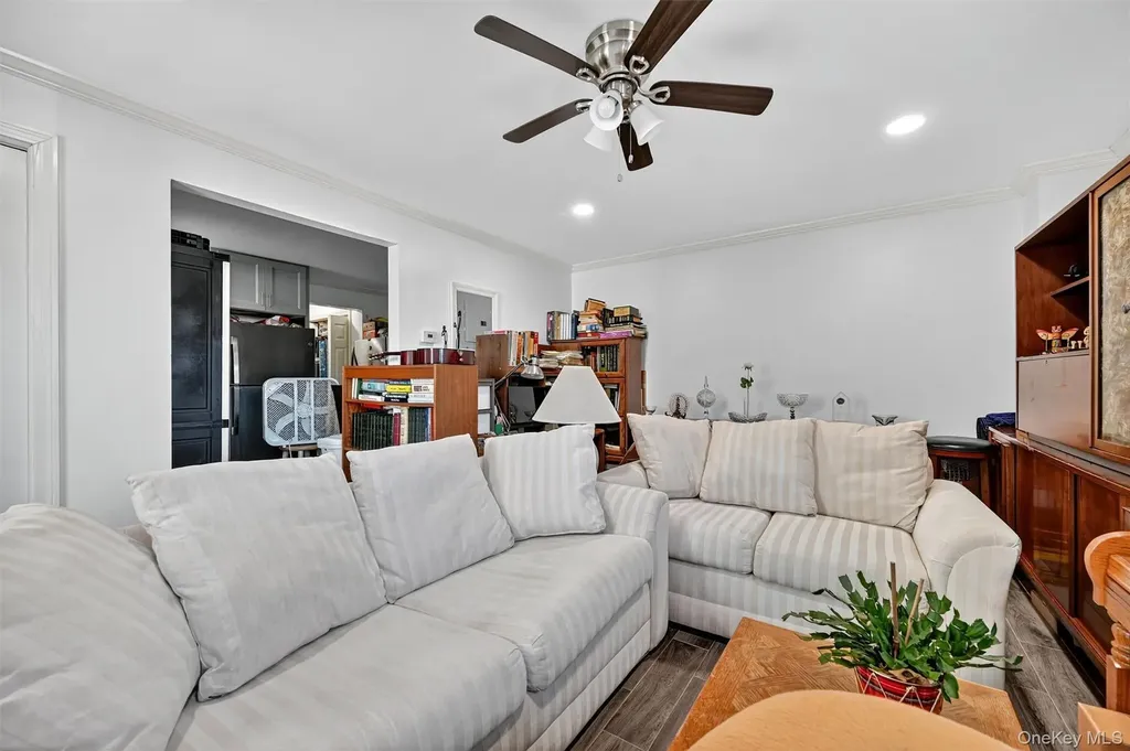 356 N Broadway Yonkers NY 10701