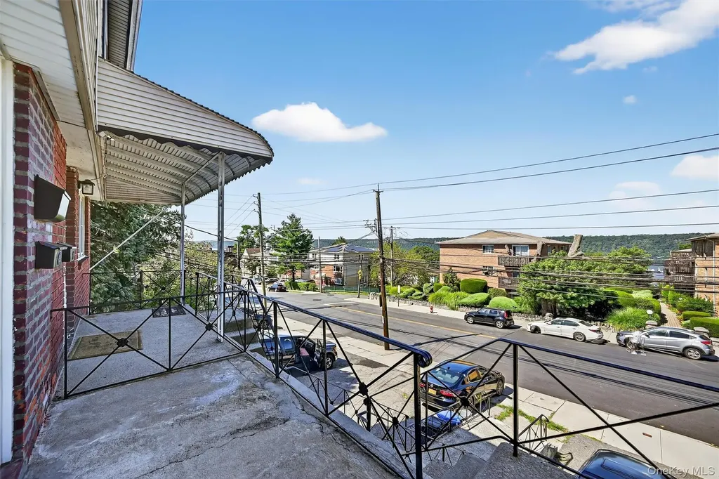 356 N Broadway Yonkers NY 10701