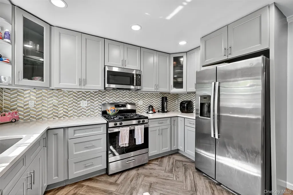 356 N Broadway Yonkers NY 10701