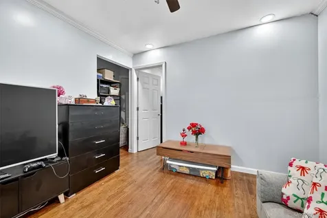 356 N Broadway Yonkers NY 10701