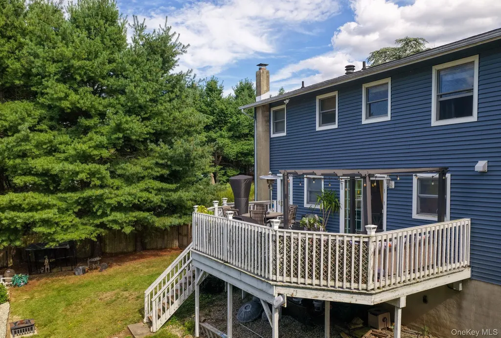 2 Dawn Court Chester NY 10918