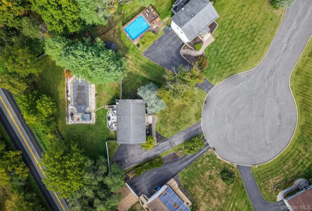 2 Dawn Court Chester NY 10918