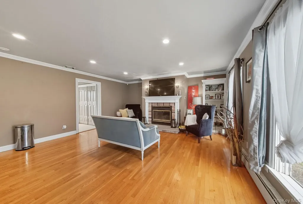 2 Dawn Court Chester NY 10918
