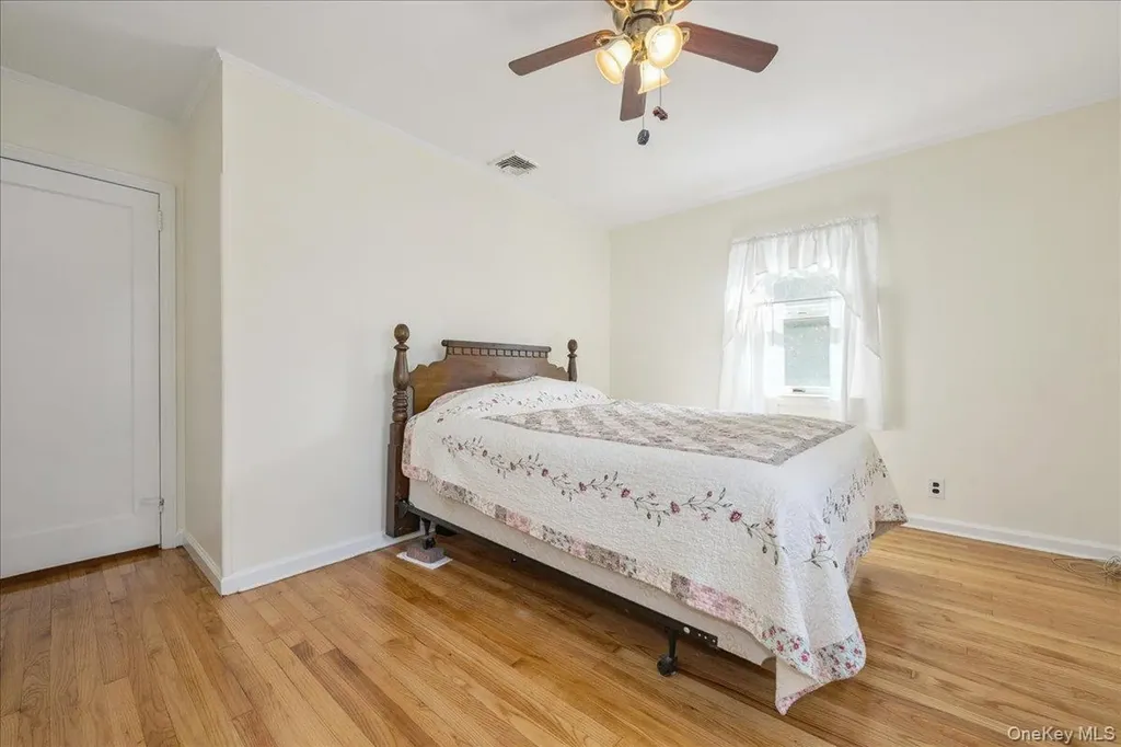 2090 Beech Street Wantagh NY 11793