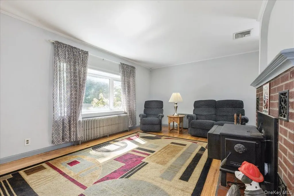 2090 Beech Street Wantagh NY 11793