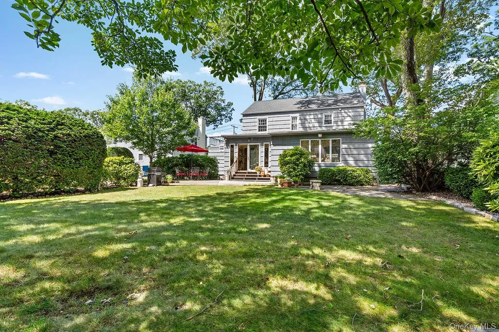 208 Camp Avenue Merrick NY 11566