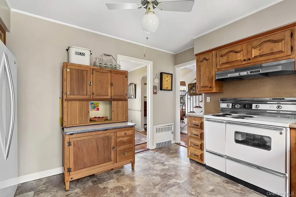 208 Camp Avenue Merrick NY 11566