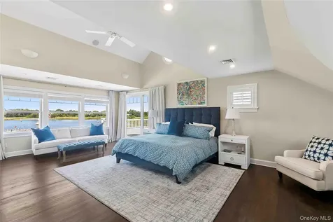 69 Shore Road Westhampton NY 11977