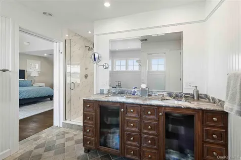69 Shore Road Westhampton NY 11977