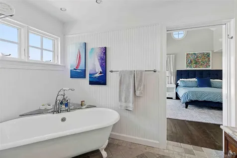 69 Shore Road Westhampton NY 11977