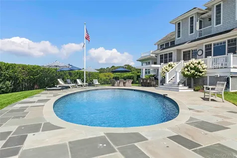 69 Shore Road Westhampton NY 11977