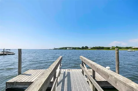 69 Shore Road Westhampton NY 11977