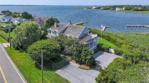 69 Shore Road Westhampton NY 11977