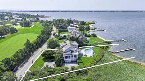 69 Shore Road Westhampton NY 11977