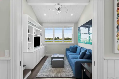 69 Shore Road Westhampton NY 11977