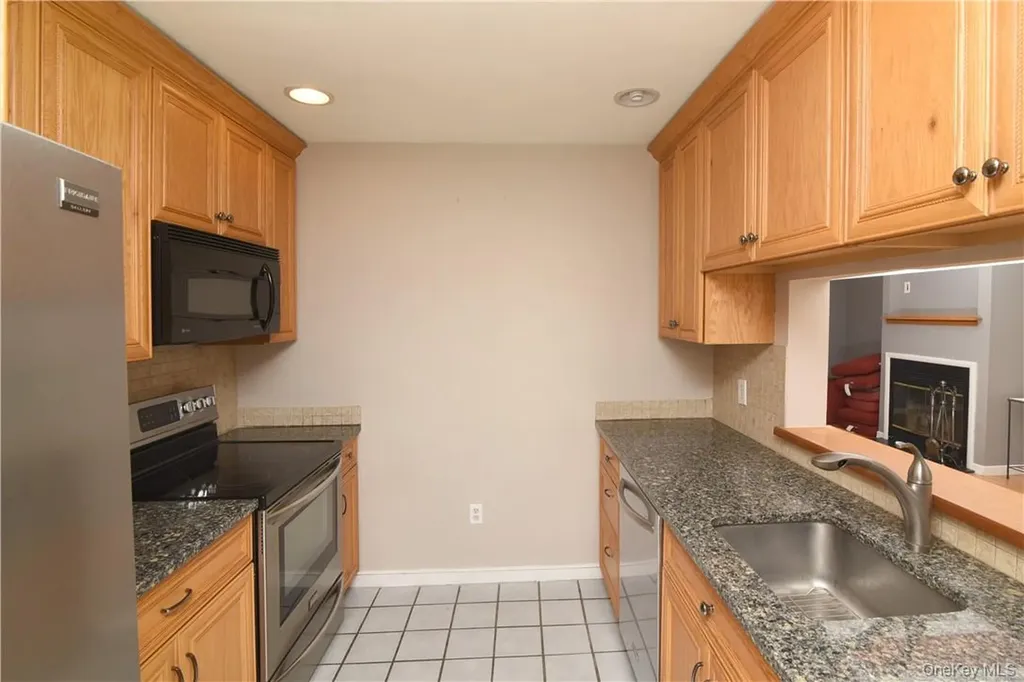 1403 Eagles Ridge Road Brewster NY 10509