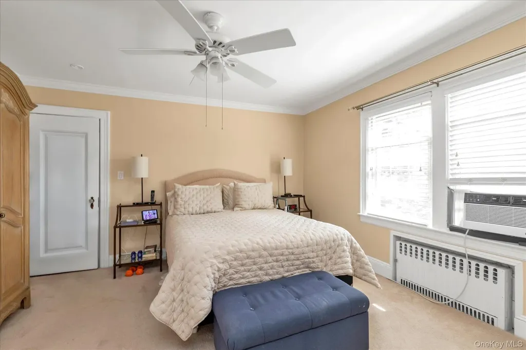 59 Manor Road Lynbrook NY 11563