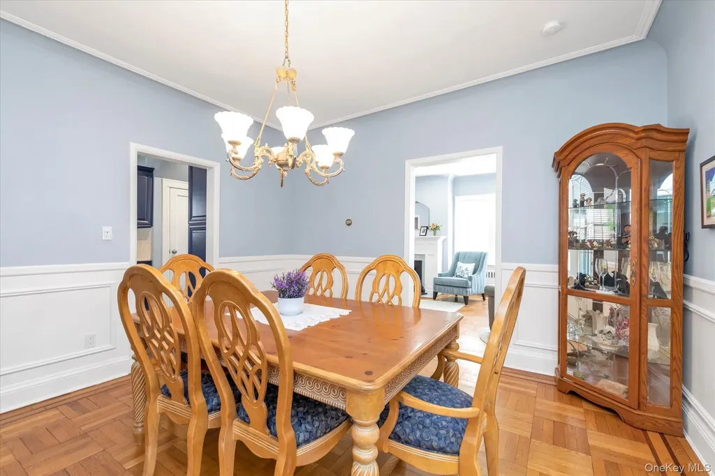 59 Manor Road Lynbrook NY 11563