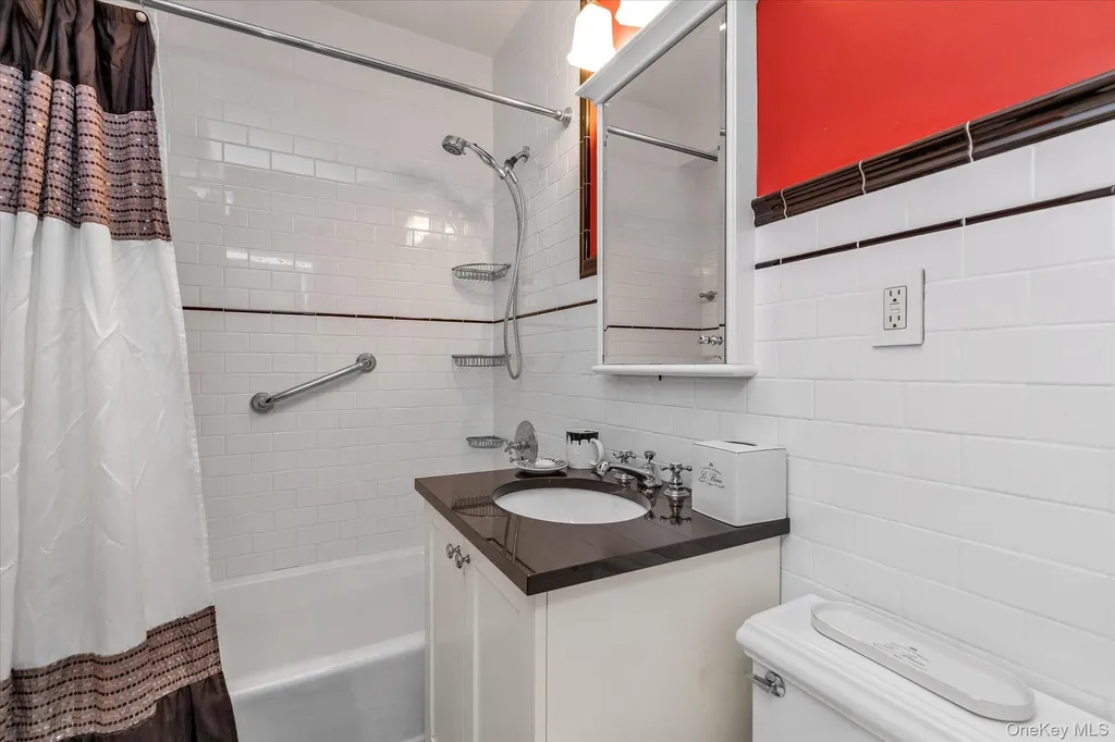 1785 215th Street Bayside NY 11360