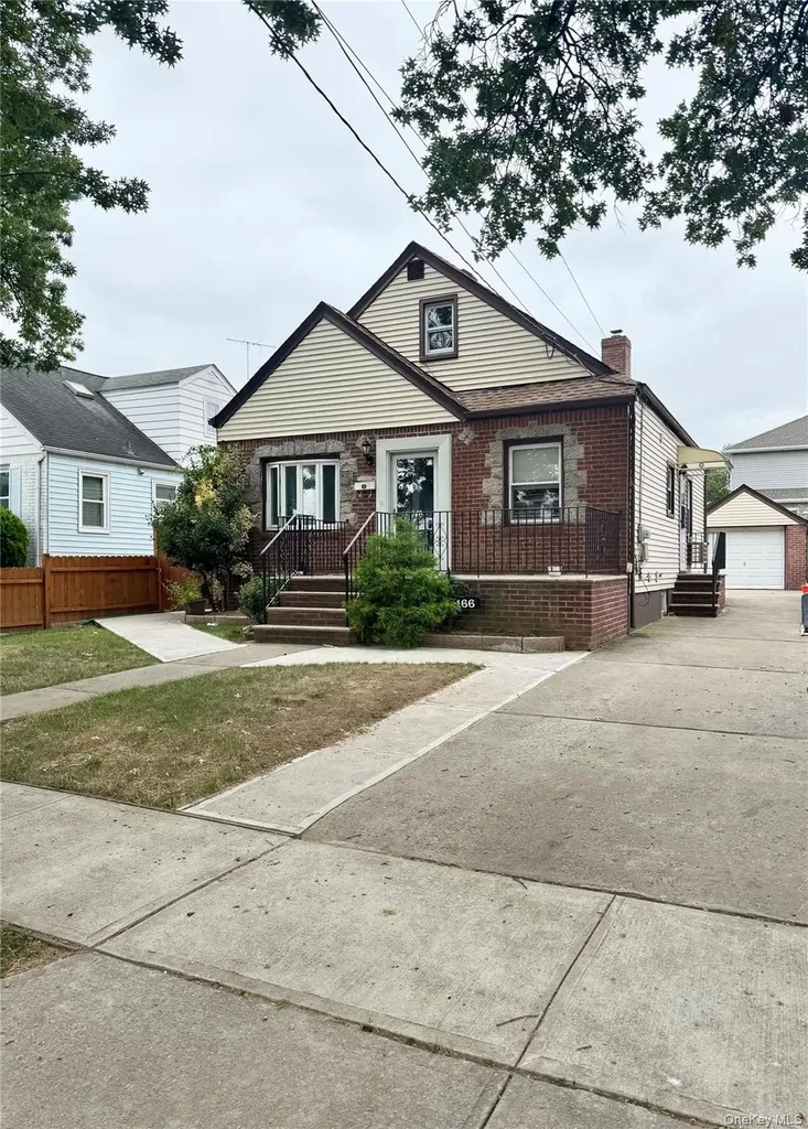 166 Belmont Boulevard Elmont NY 11003
