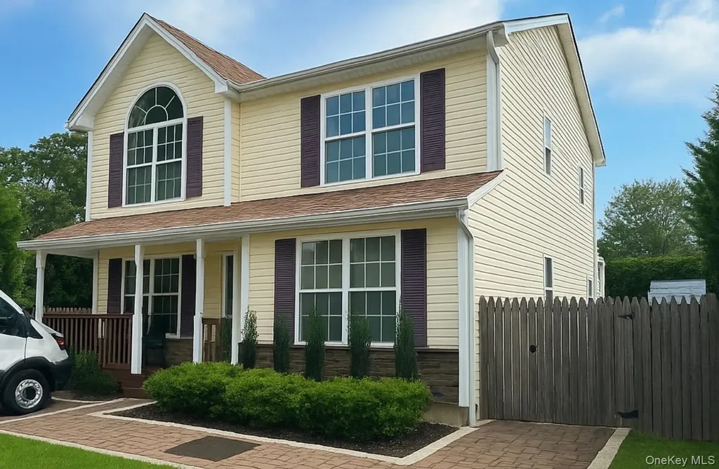 5 Evans Place Bay Shore NY 11706