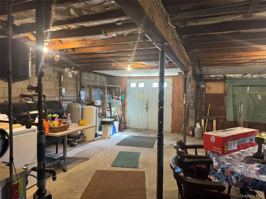 408 County Route 22 Middletown NY 10940