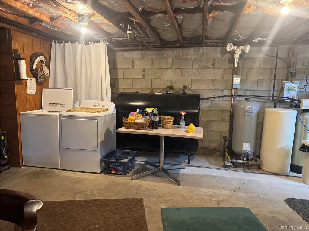 408 County Route 22 Middletown NY 10940