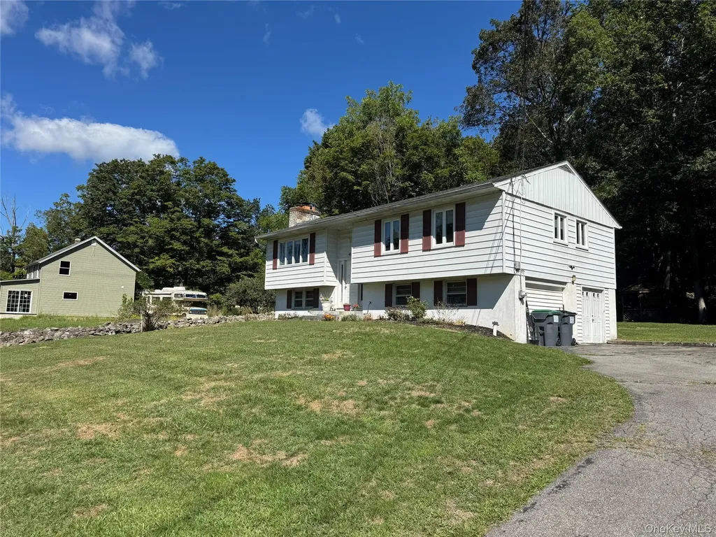 408 County Route 22 Middletown NY 10940
