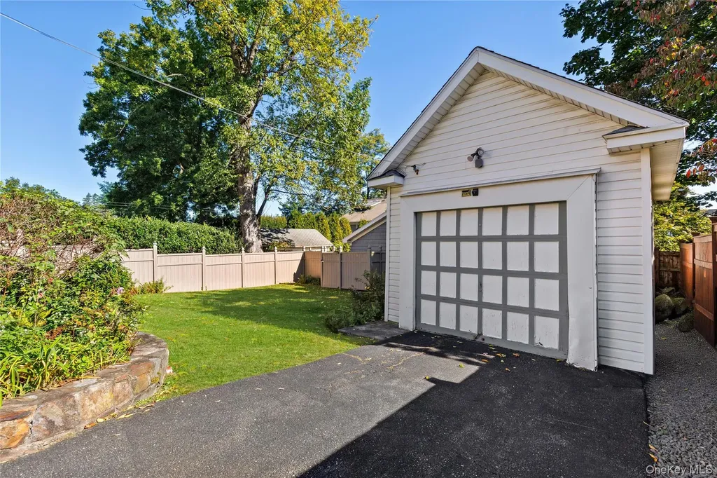 77 Hillside Avenue New Rochelle NY 10801