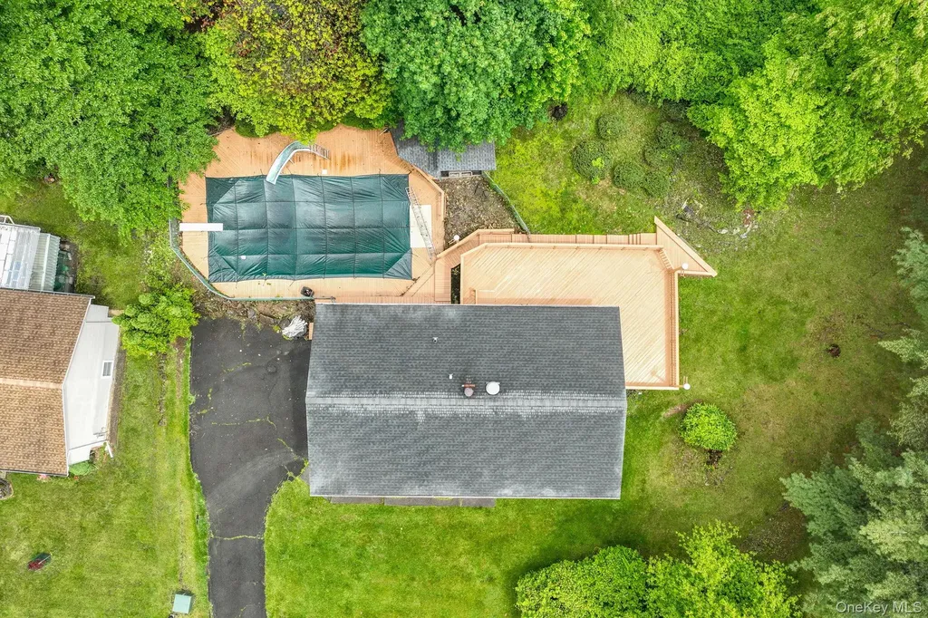 1 S Delaware Drive Nyack NY 10960