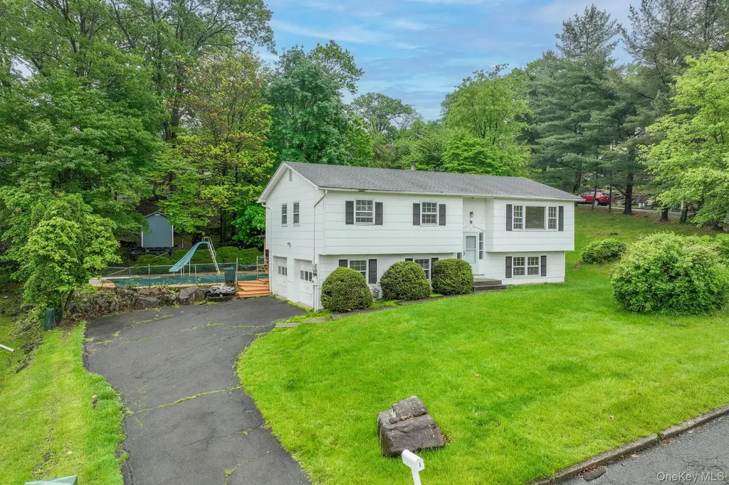 1 S Delaware Drive Nyack NY 10960