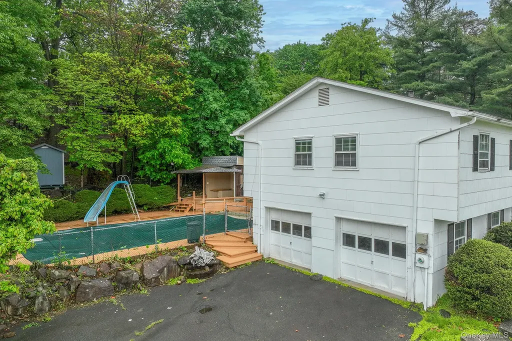 1 S Delaware Drive Nyack NY 10960