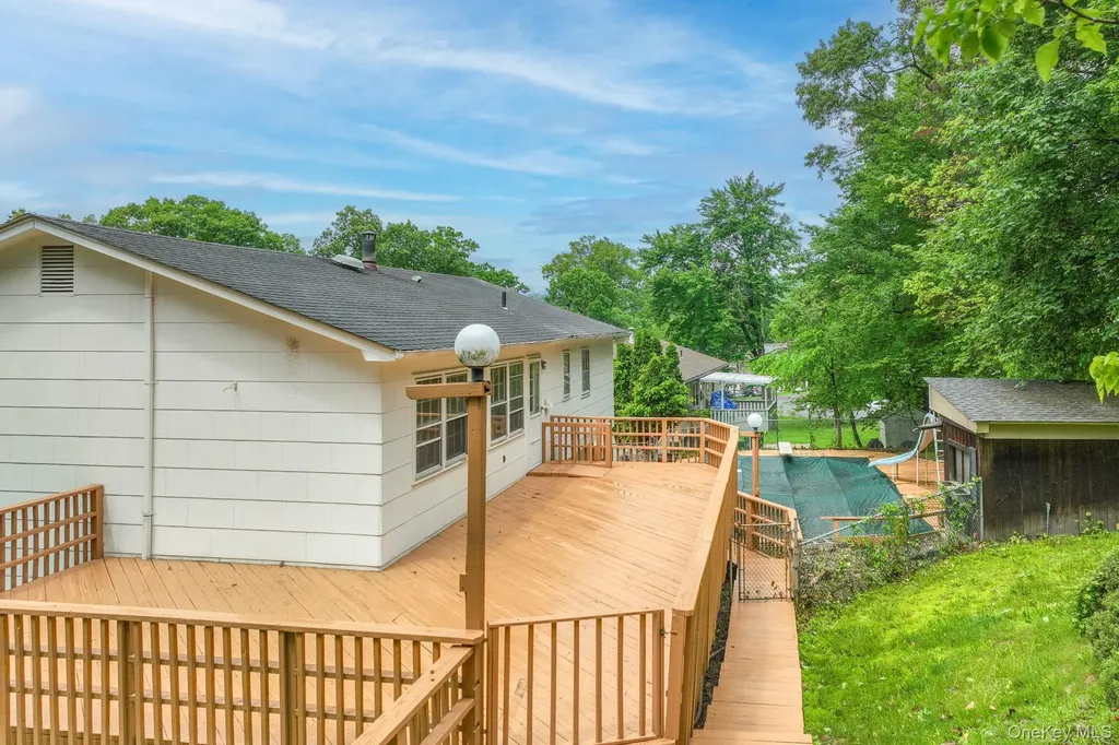 1 S Delaware Drive Nyack NY 10960