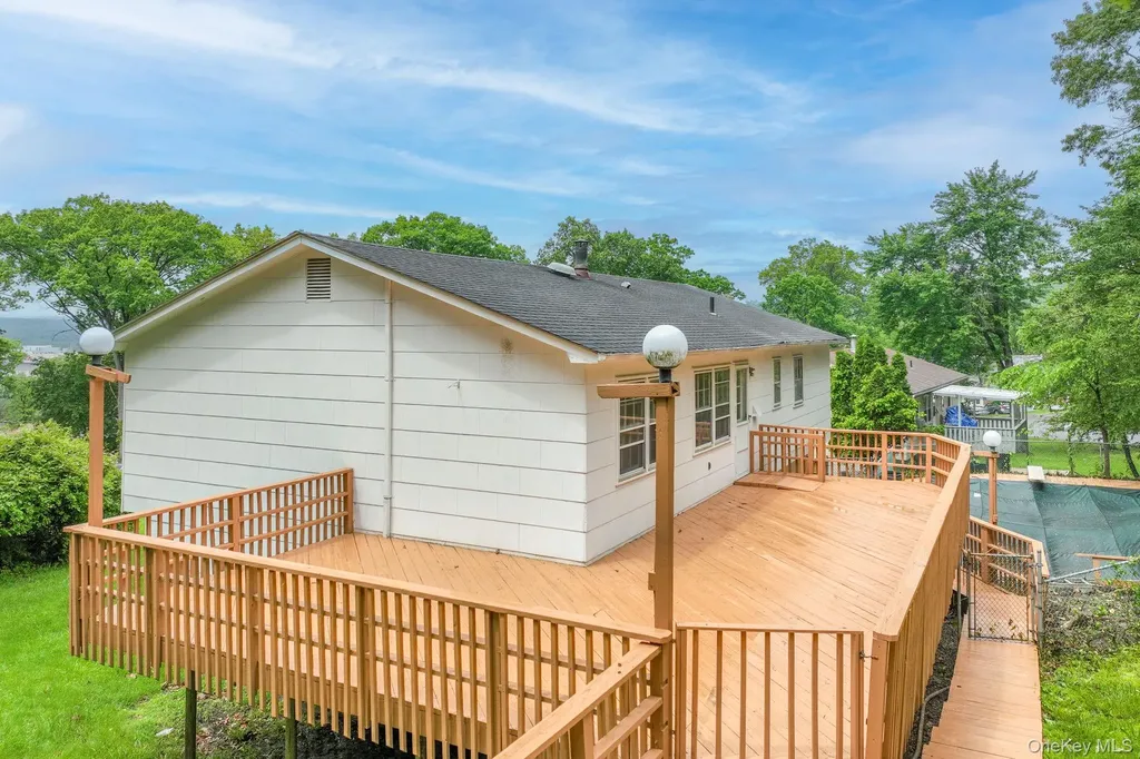 1 S Delaware Drive Nyack NY 10960