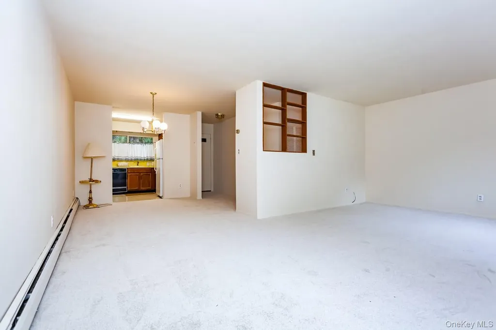90 Coachlight Square Montrose NY 10548