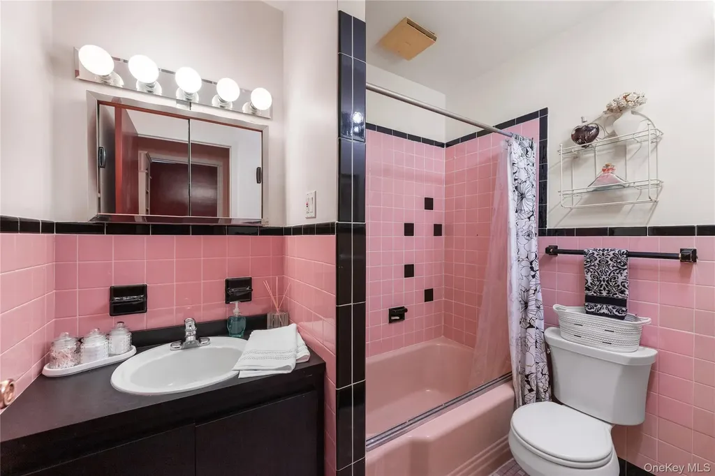 160-12 95th Street Howard Beach NY 11414