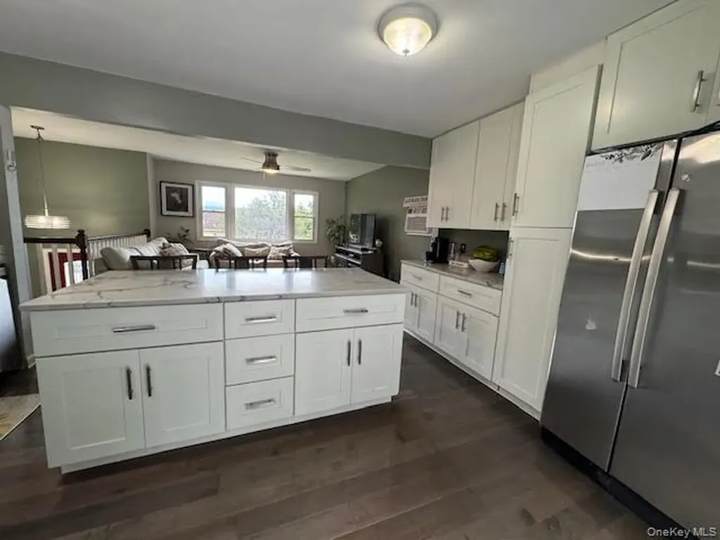 111 Indian Trail Maybrook NY 12543
