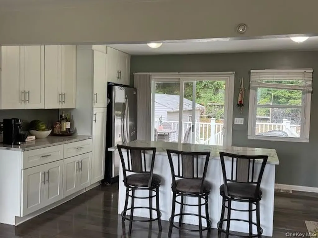 111 Indian Trail Maybrook NY 12543