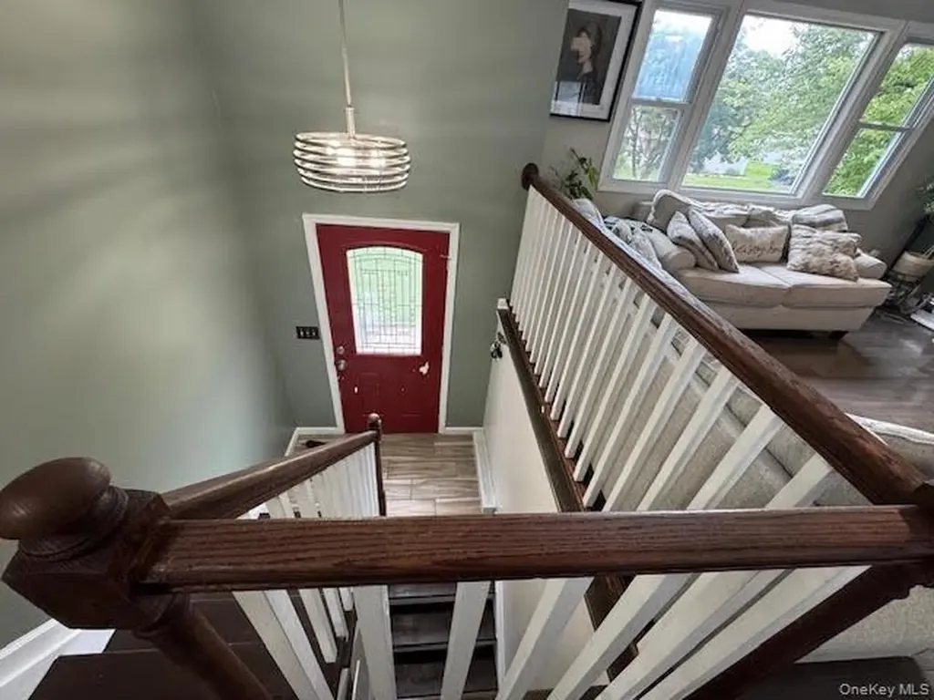 111 Indian Trail Maybrook NY 12543