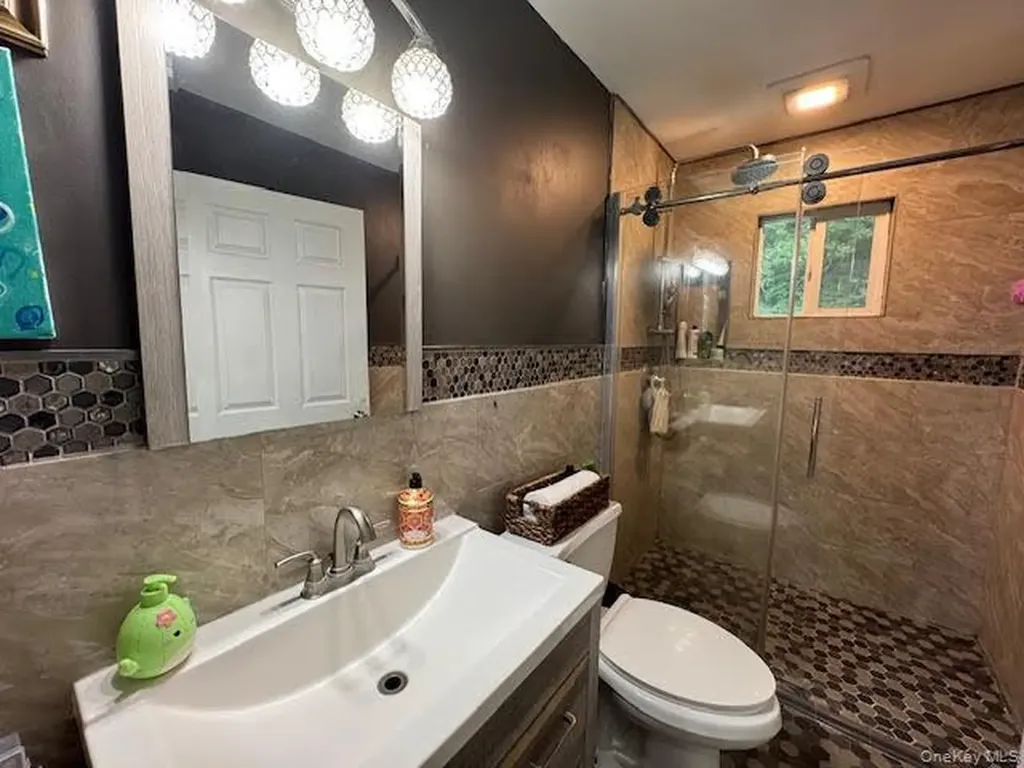 111 Indian Trail Maybrook NY 12543