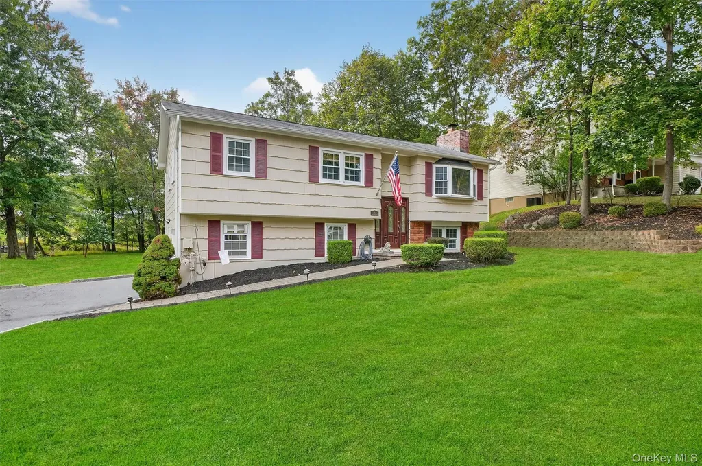 16 Ann Avenue Stony Point NY 10980