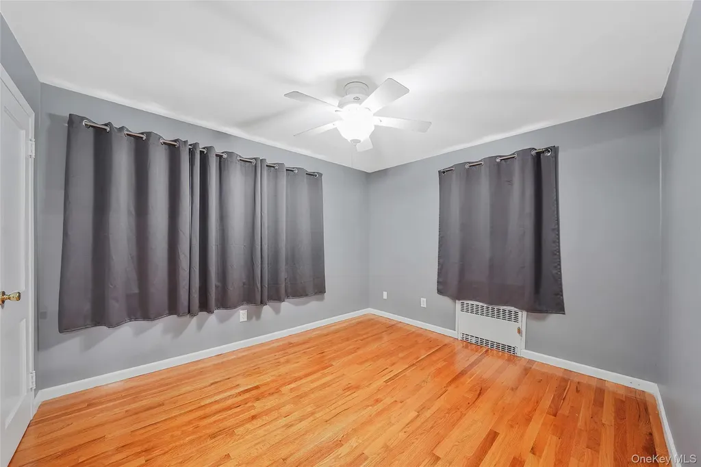76 Cambridge Street Valley Stream NY 11581