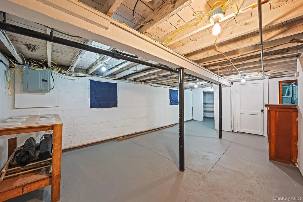 76 Cambridge Street Valley Stream NY 11581