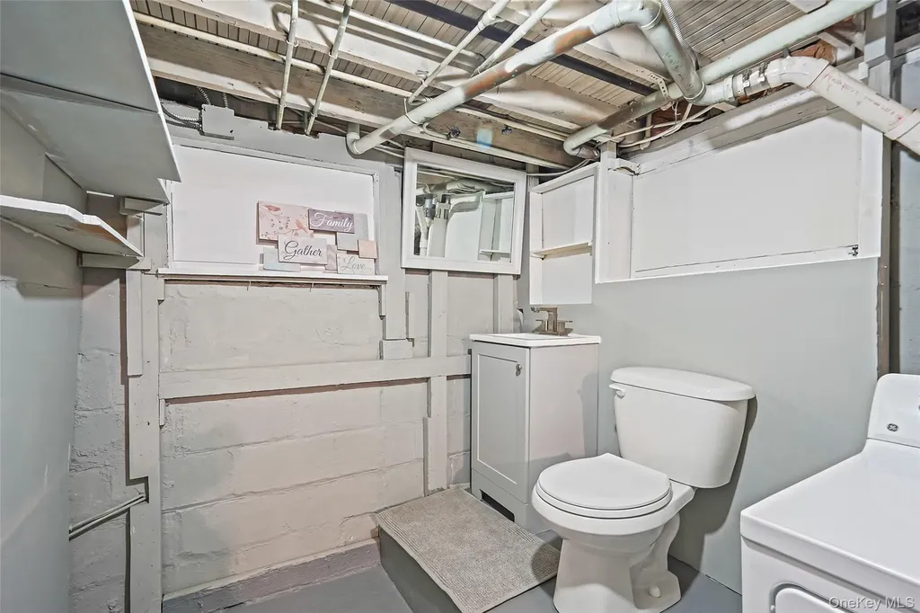 76 Cambridge Street Valley Stream NY 11581