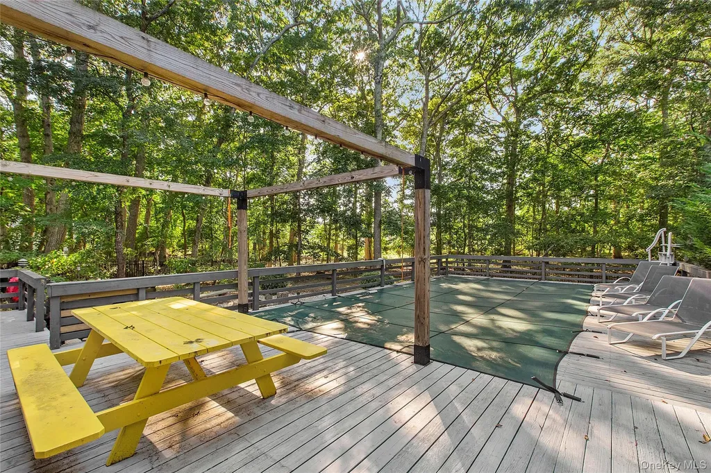 2120 Brigantine Drive Southold NY 11971