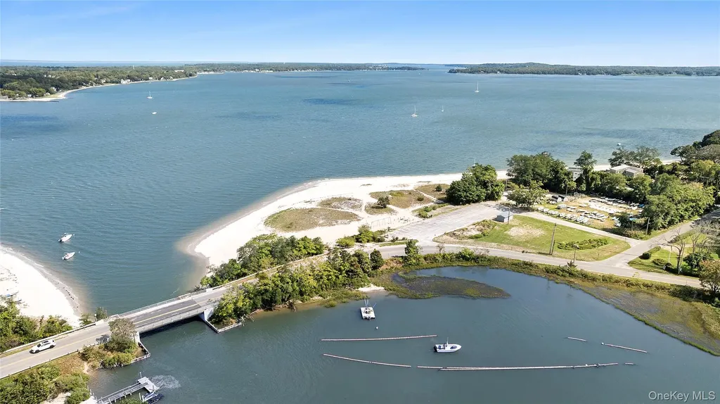 2120 Brigantine Drive Southold NY 11971