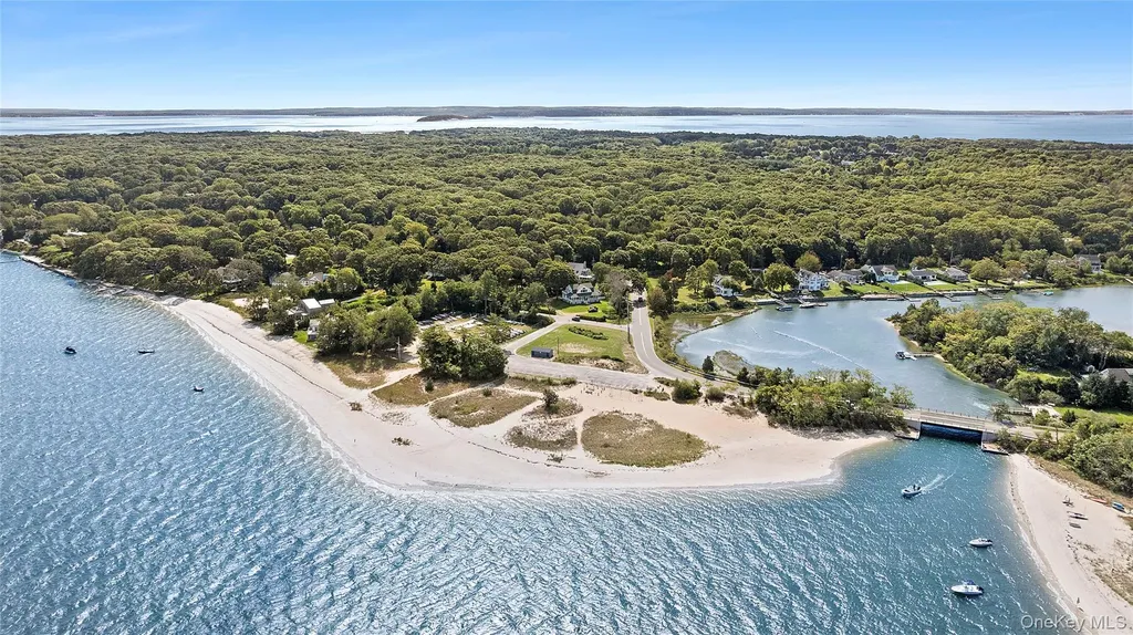 2120 Brigantine Drive Southold NY 11971