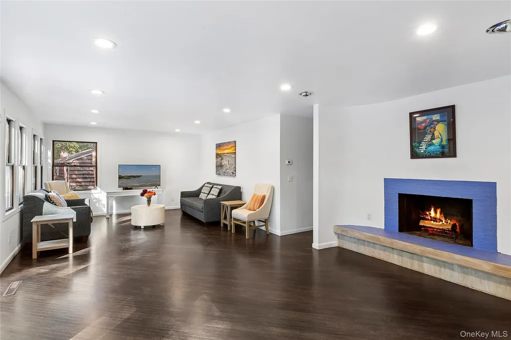 2120 Brigantine Drive Southold NY 11971