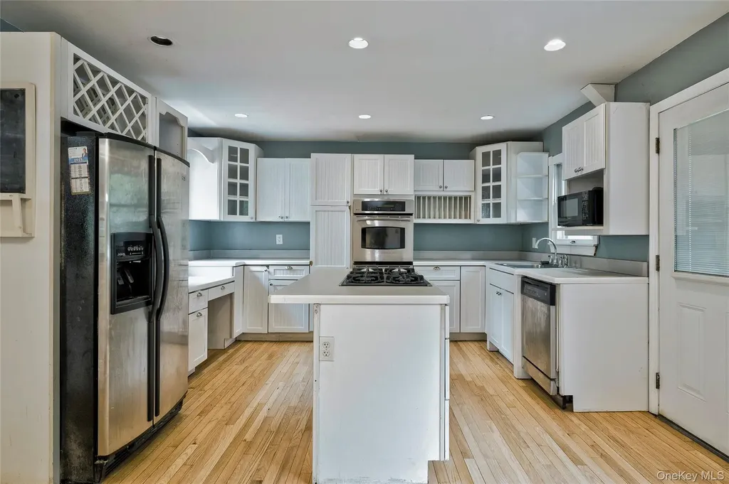 238 Locust Drive Rocky Point NY 11778