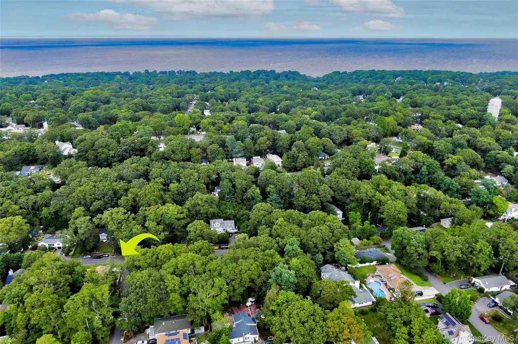 238 Locust Drive Rocky Point NY 11778